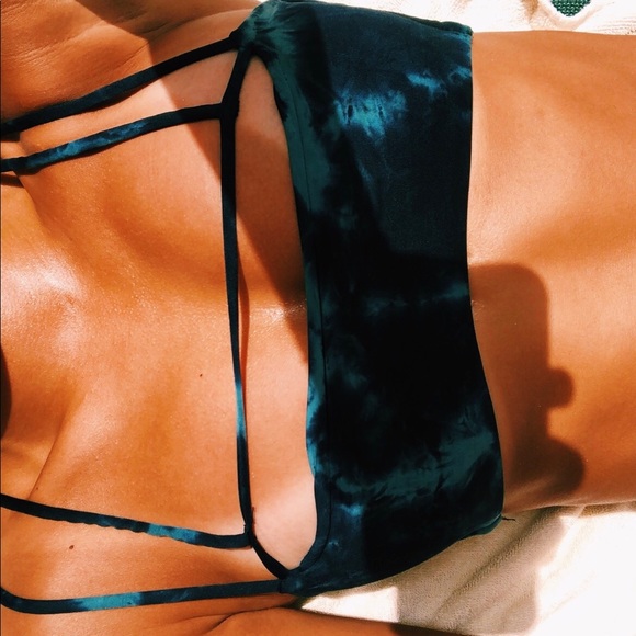 Planet Blue Other - Planet Blue Boutique Bikini Top